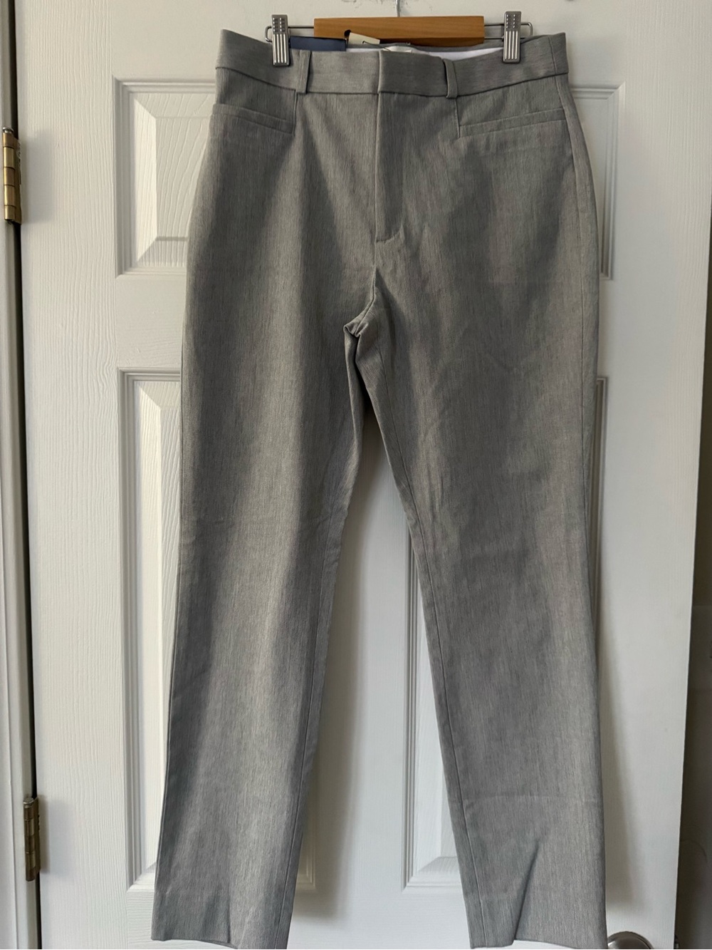 NWT Banana Republic sloan Pant in Light Gray -  Sz 6P